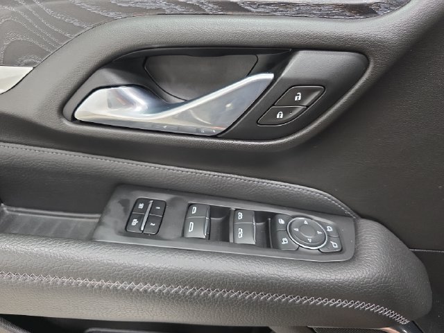 Used 2021 Black GMC Denali image 28