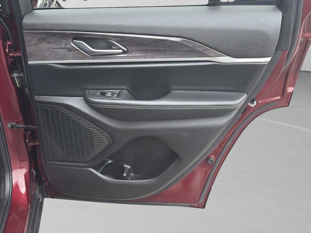 2025 Jeep Grand Cherokee Limited - Photo 32