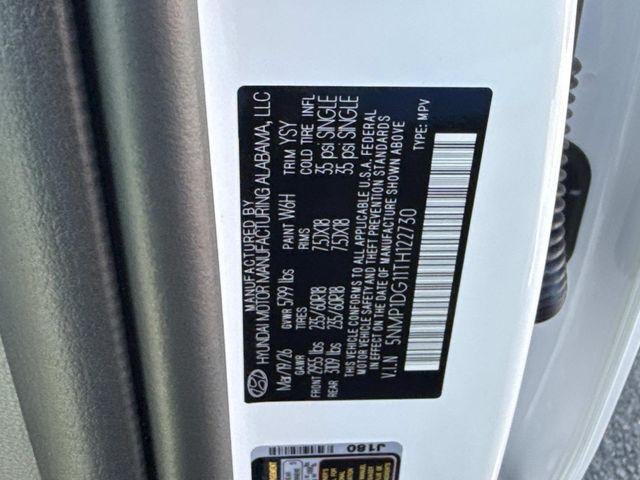 New 2026 White Hyundai SE image 30