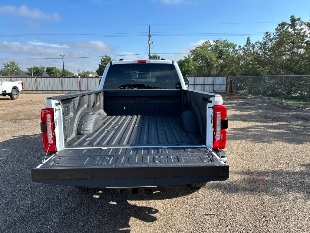New 2026 Oxford White Ford Lariat image 6