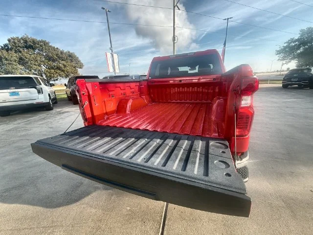 2023 Chevrolet Silverado 1500 LT - Photo 25