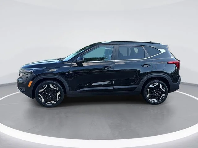 Used 2024 Black Kia SX image 2