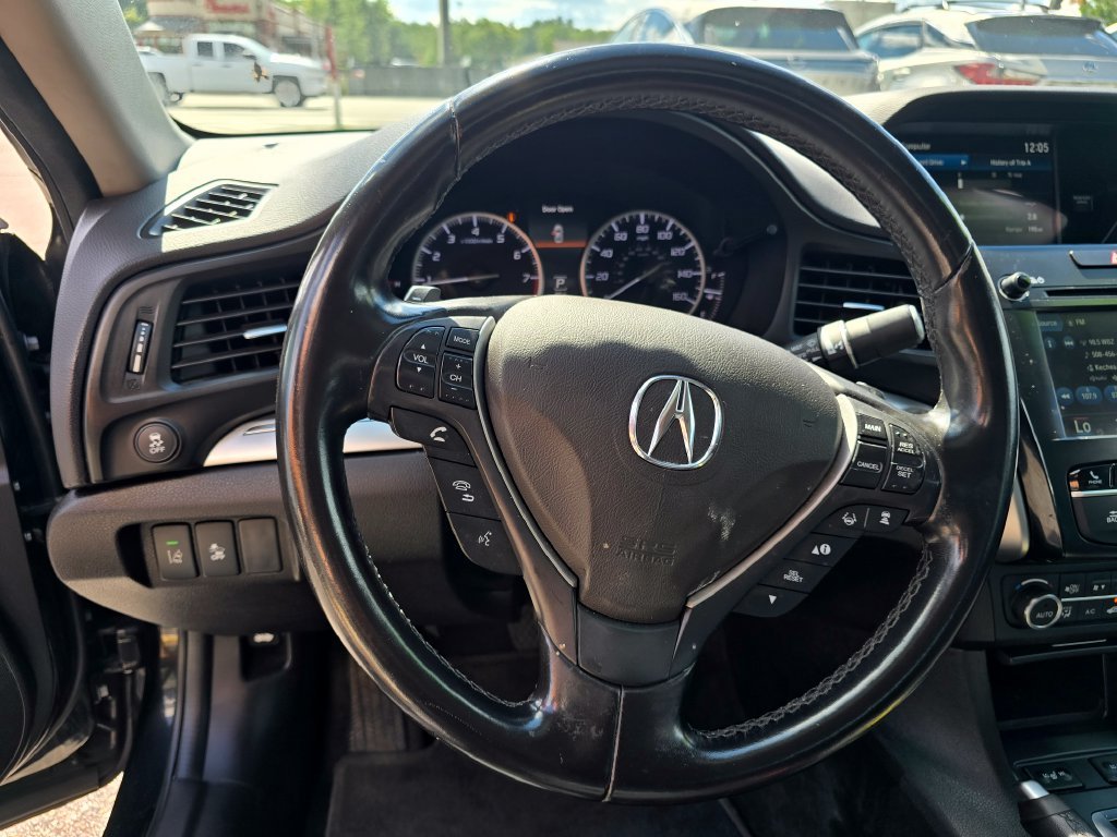 Used 2020  Acura Premium Package image 28