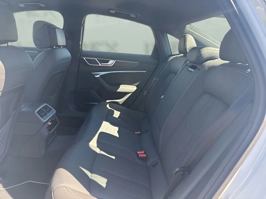 Used 2021  Audi Premium Plus image 13