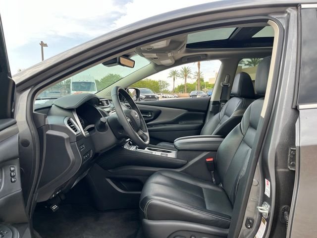 Used 2024 Gun Metallic Nissan SL image 9