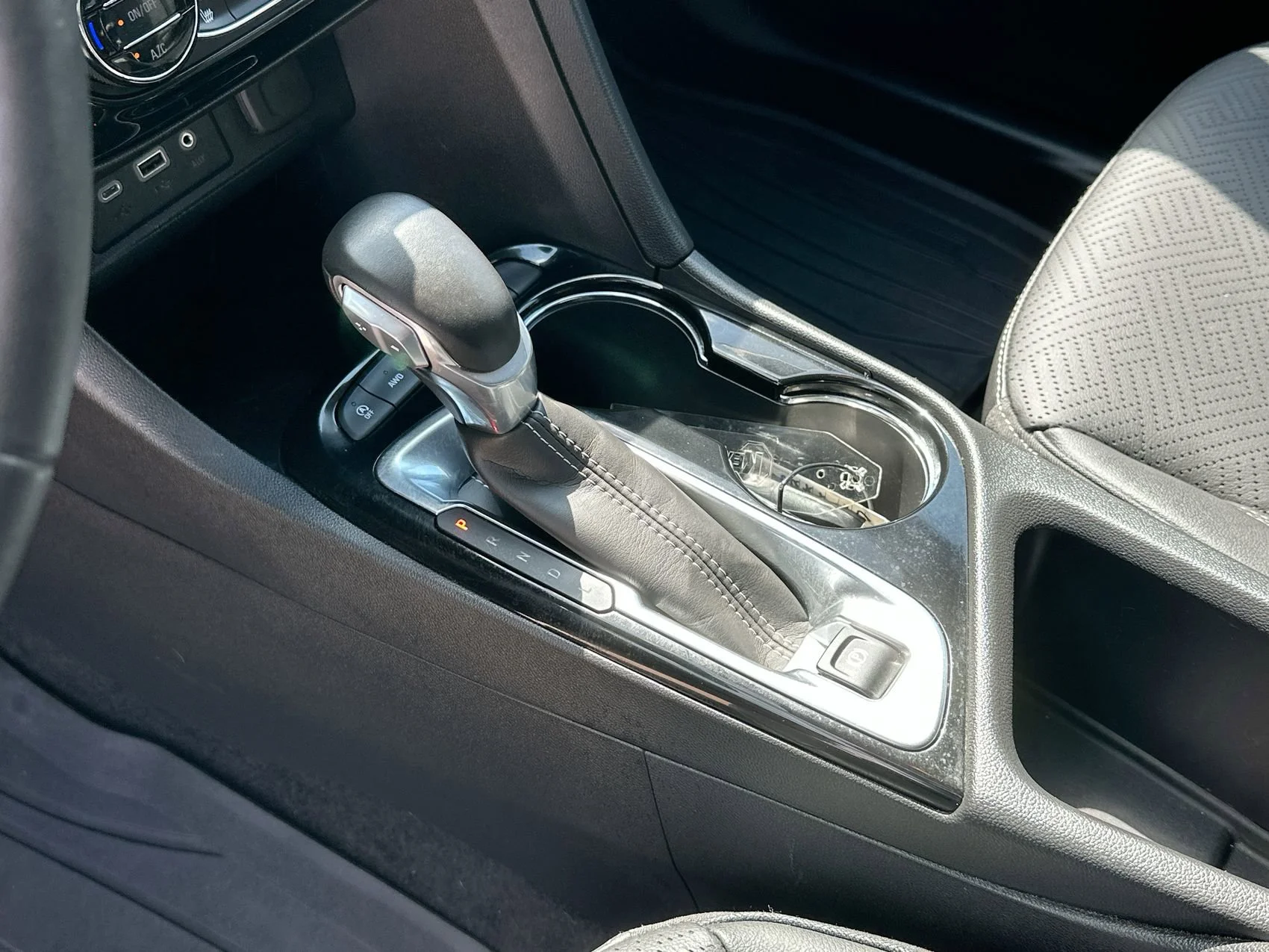 Used 2022 Cinnabar Metallic Buick Essence image 19