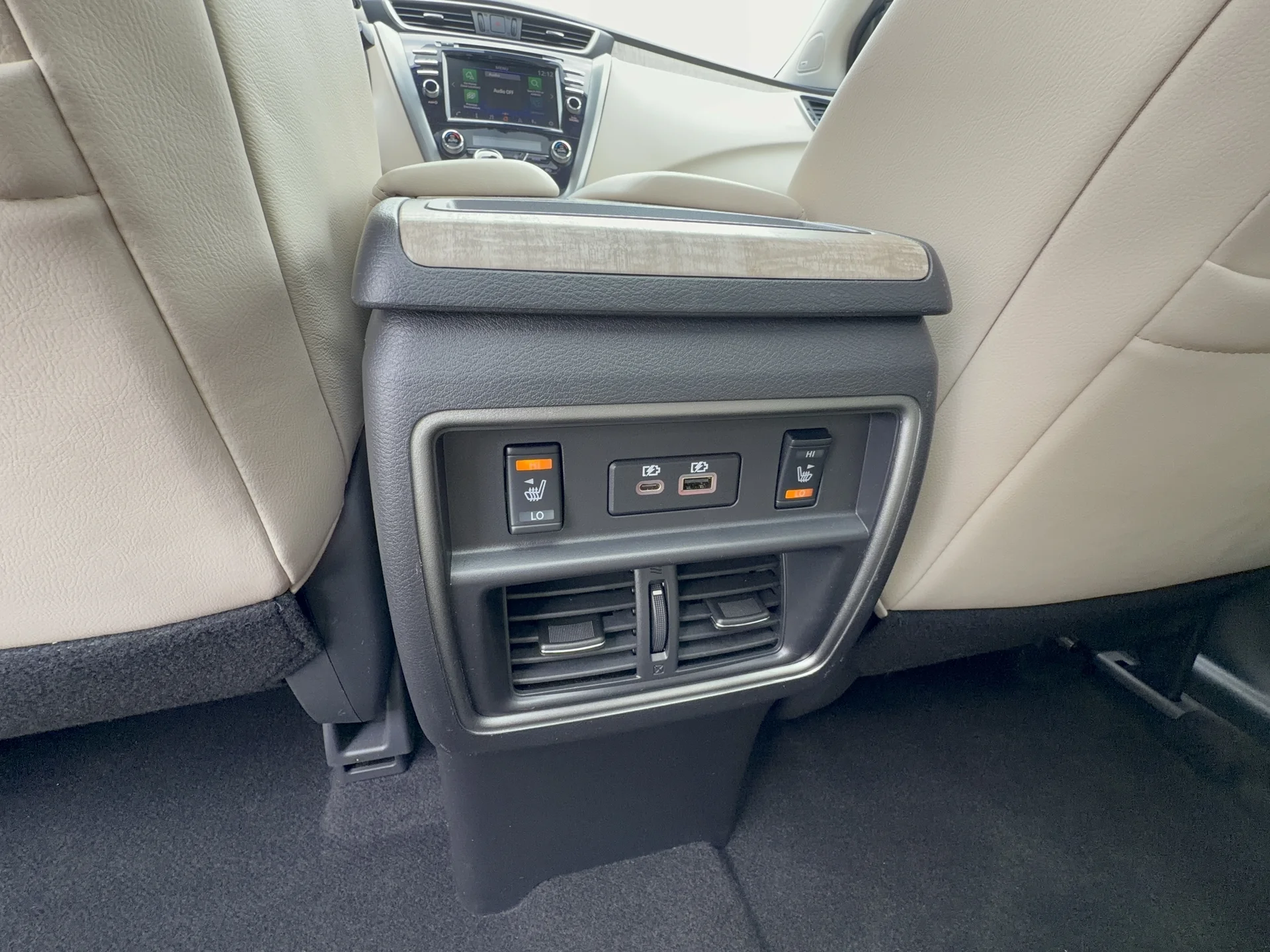 Used 2024 Pearl White TriCoat Nissan SL image 22