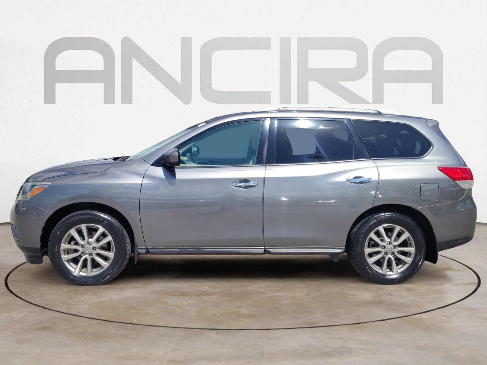 Used 2015 Gun Metallic Nissan S image 7