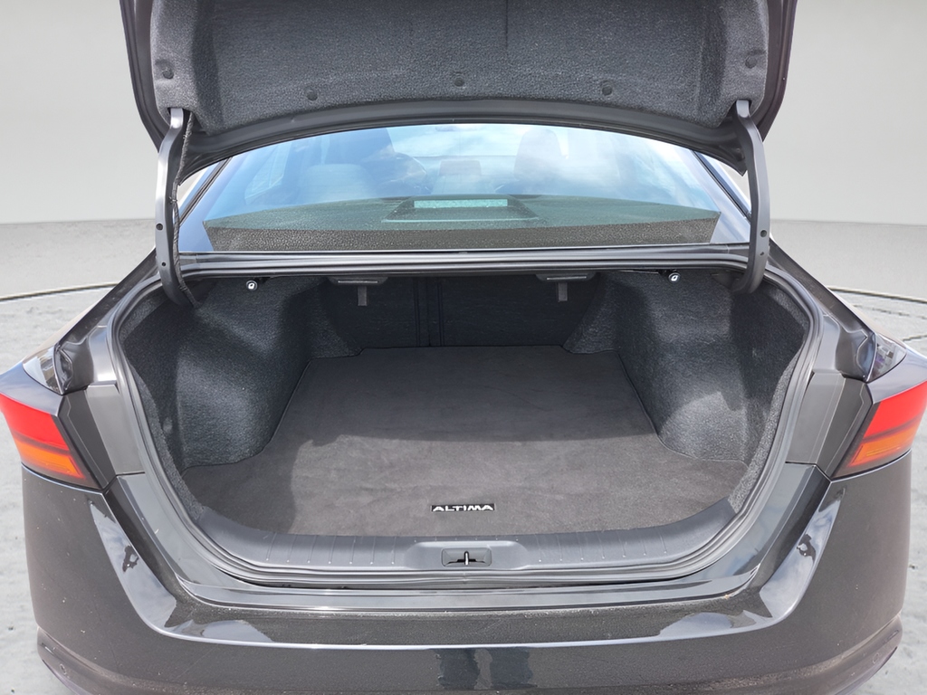 Used 2025 Black Nissan 2.5 SV image 17