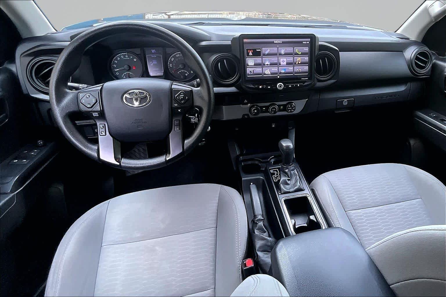 Used 2019 Midnight Black Metallic Toyota SR image 15