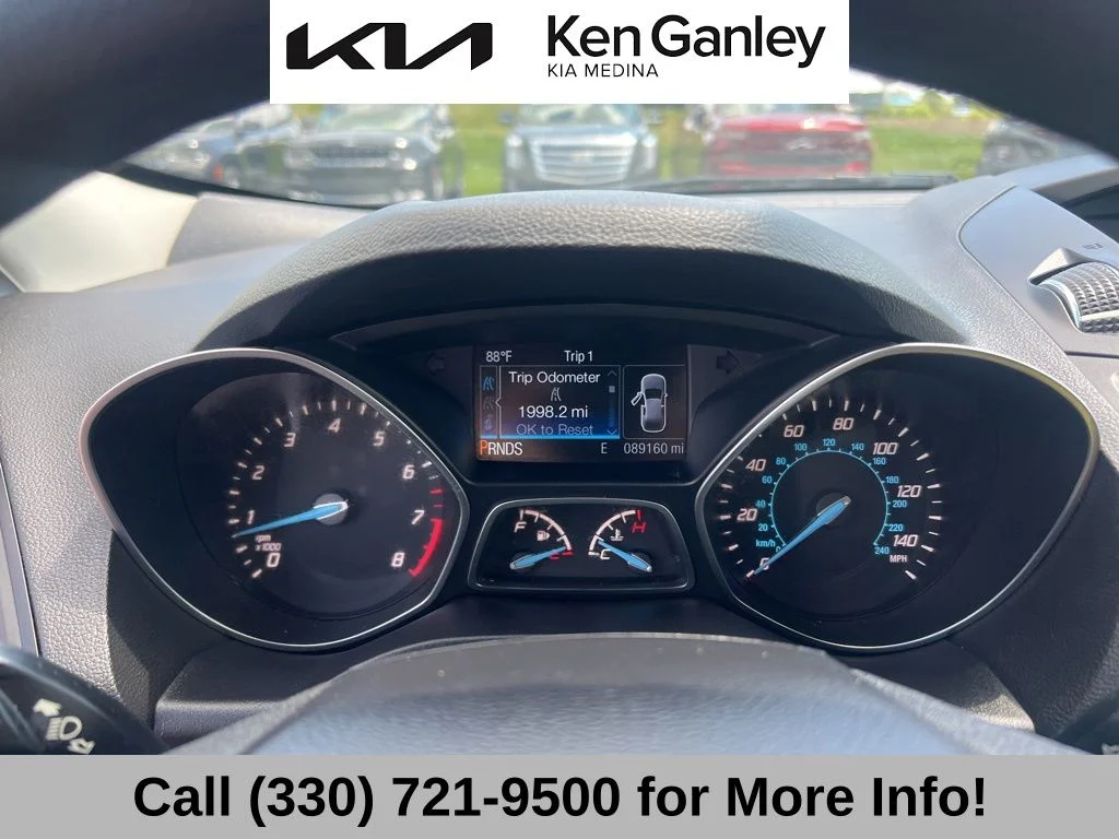 Used 2016 Silver Ford SE image 32