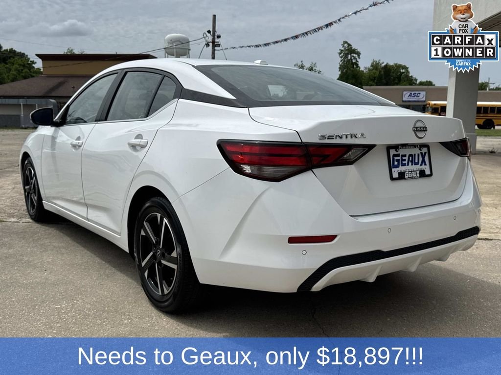 Used 2025 White Nissan SV image 11