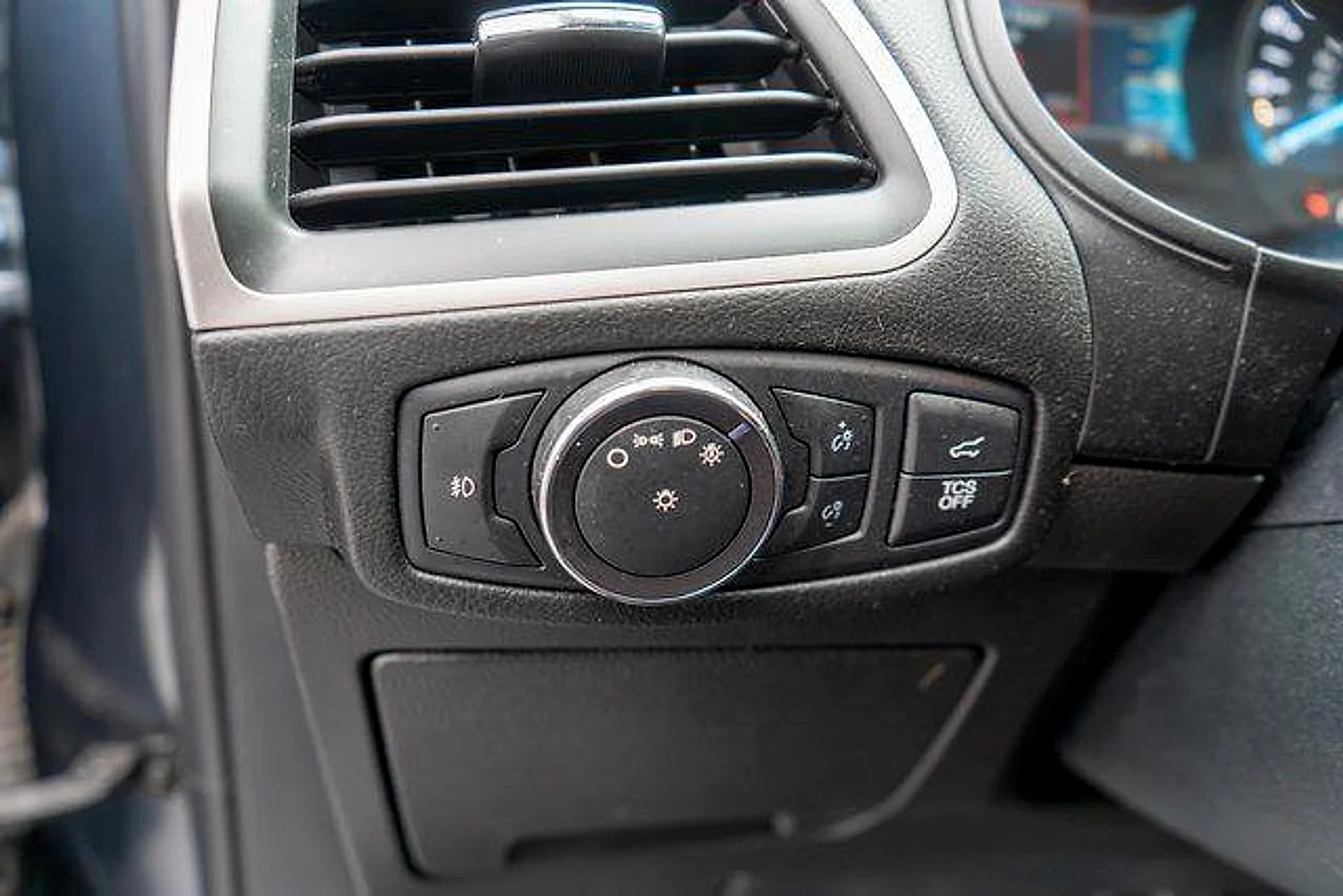 Used 2022 Stone Blue Metallic Ford ST-Line image 21