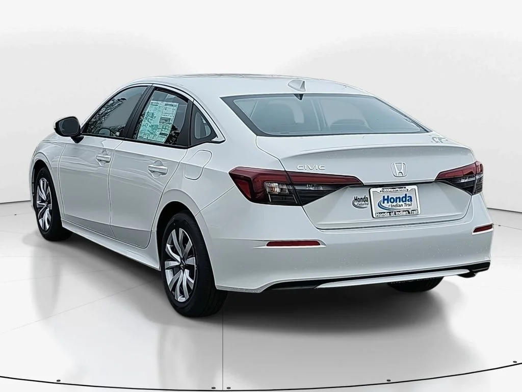 Used 2026 Platinum White Pearl Honda LX image 5