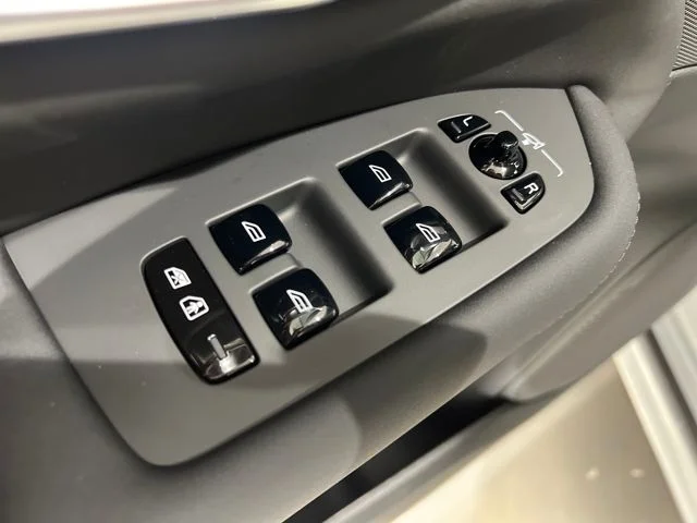 New 2026 Gray Metallic Volvo B6 Ultra image 11