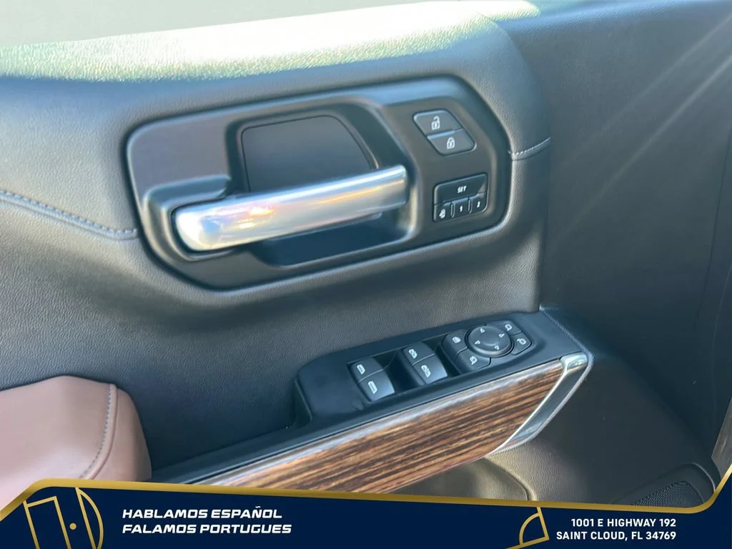 Used 2022 Oxford Brown Metallic Chevrolet High Country image 13