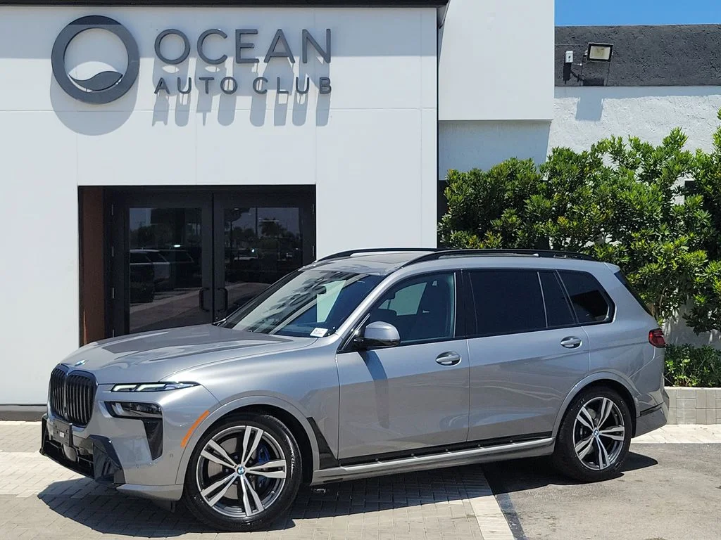 2026 BMW X7 xDrive40i's photo