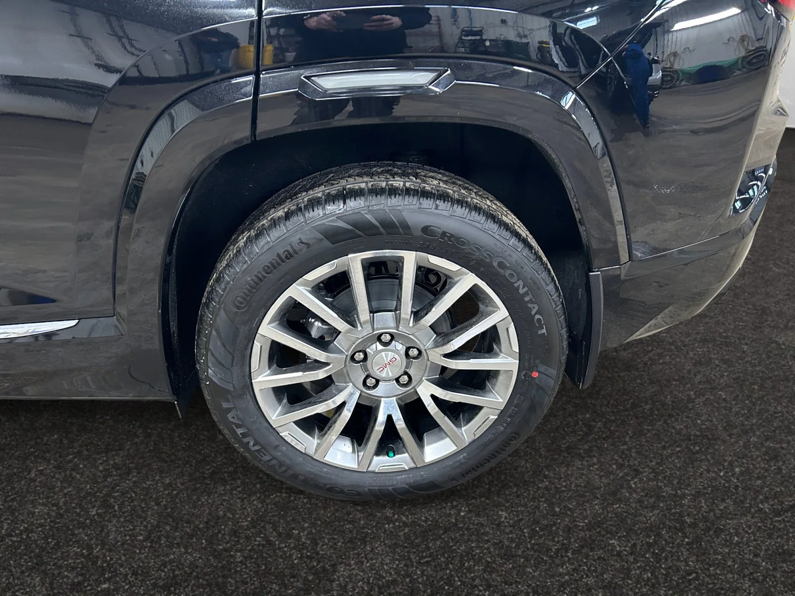 New 2026 Ebony Twilight Metallic GMC AWD Denali image 9