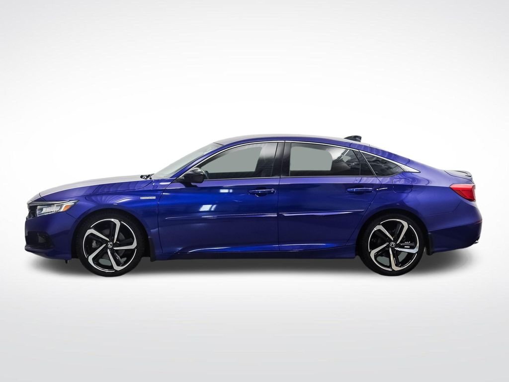 Used 2022  Honda Sport image 2