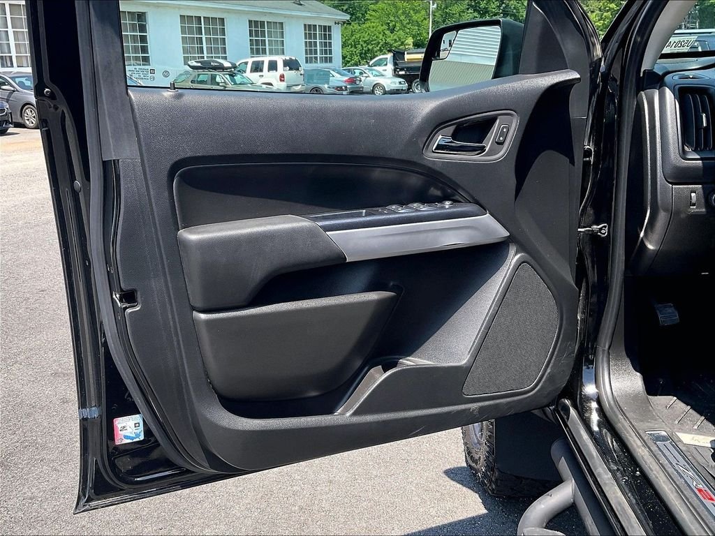 Used 2021 Black Chevrolet ZR2 image 9