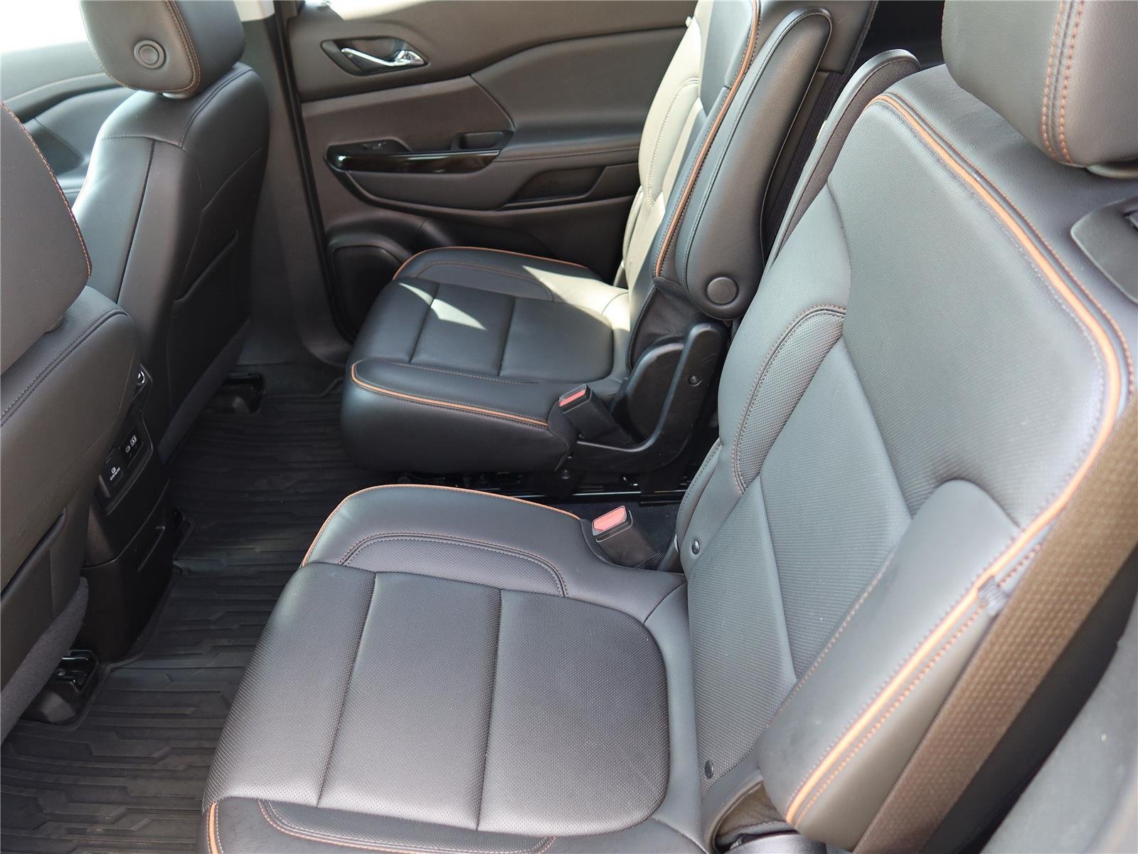 Used 2023 Summit White GMC AT4 image 14