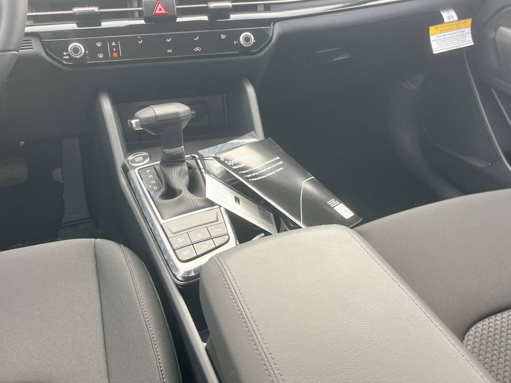 New 2027 Glacial White Pearl Kia LX image 15