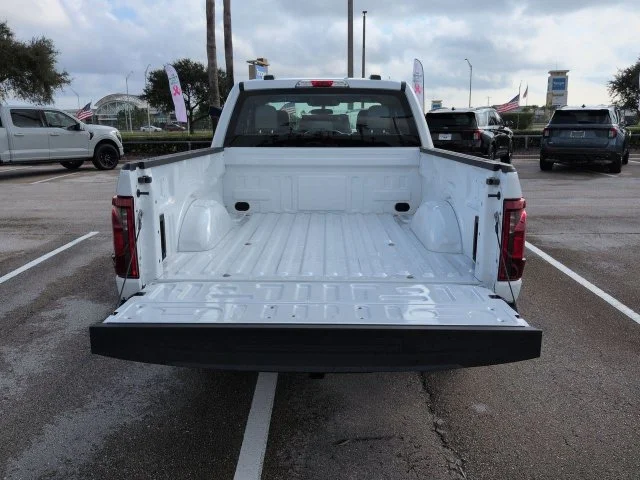 New 2026 Oxford White Ford XL image 13