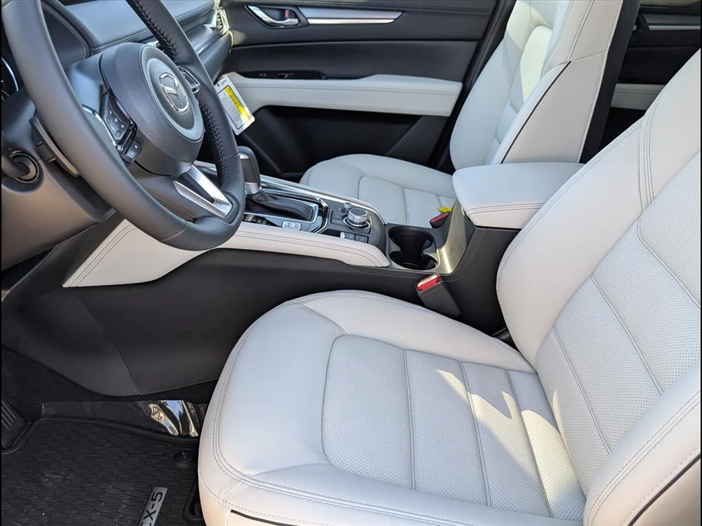 2025 Mazda CX-5 S Premium Plus package - Photo 10