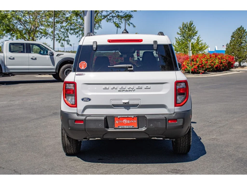 New 2026 OXFORD WHITE Ford Big Bend image 7