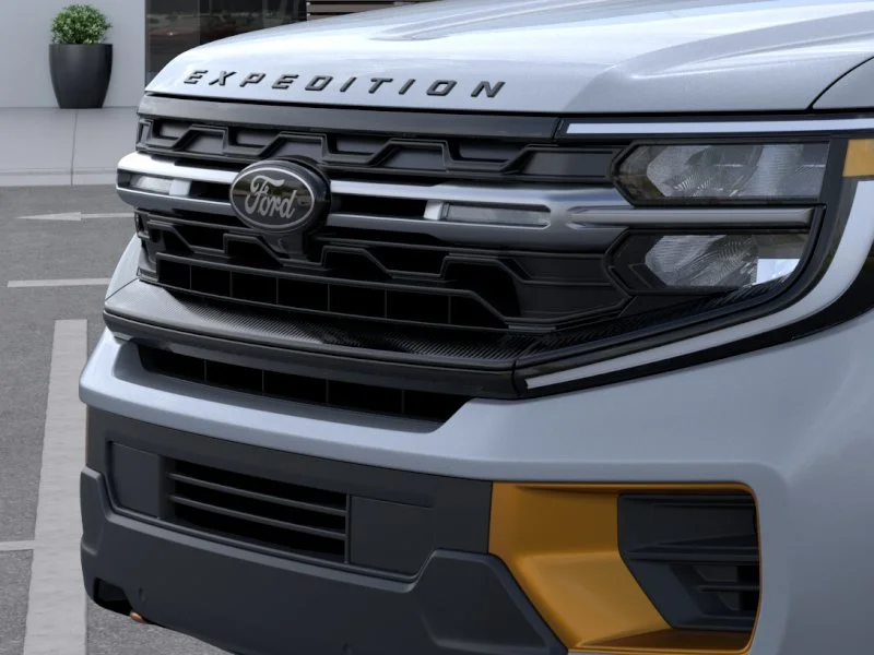 New 2026 Glacier Gray Metallic Tri-Coat Ford Tremor® image 39