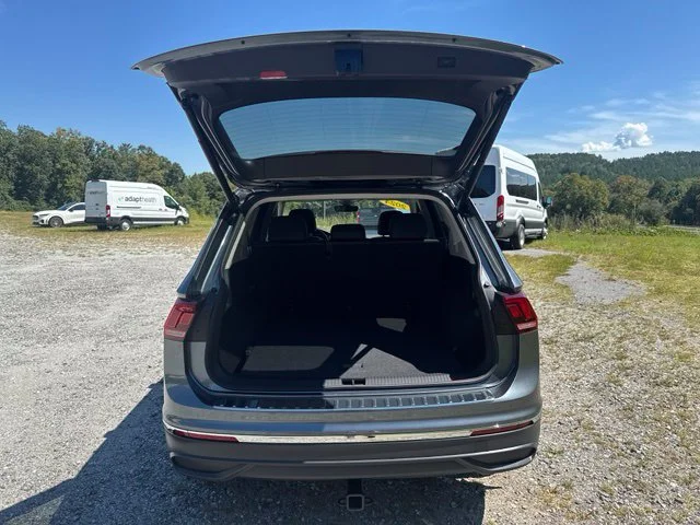 Used 2024 Gray Volkswagen 2.0T Wolfsburg Edition image 7