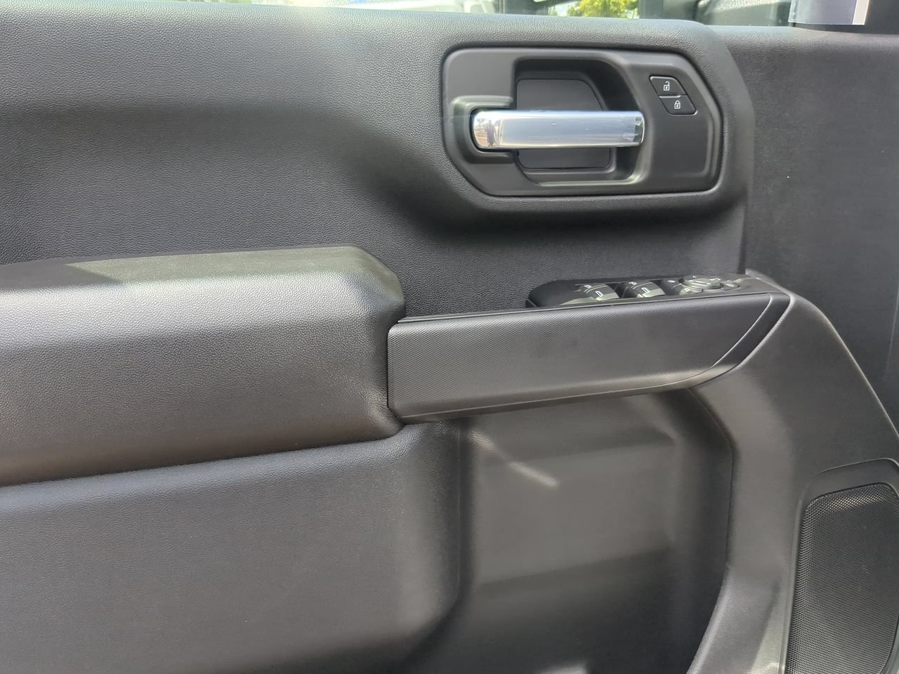 2026 GMC Sierra 2500HD Pro - Photo 21