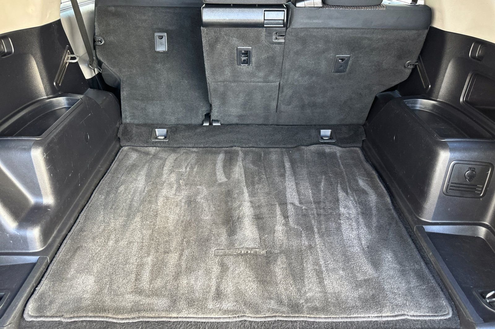 Used 2011 Silver Toyota SR5 image 15