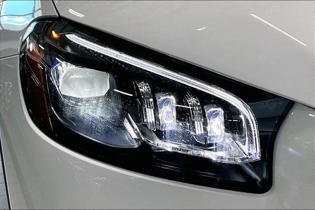 New 2026 Polar White Mercedes-Benz GLS 450 image 19