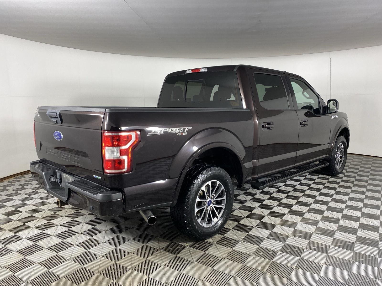 Used 2019 Magma Red Ford XLT image 9