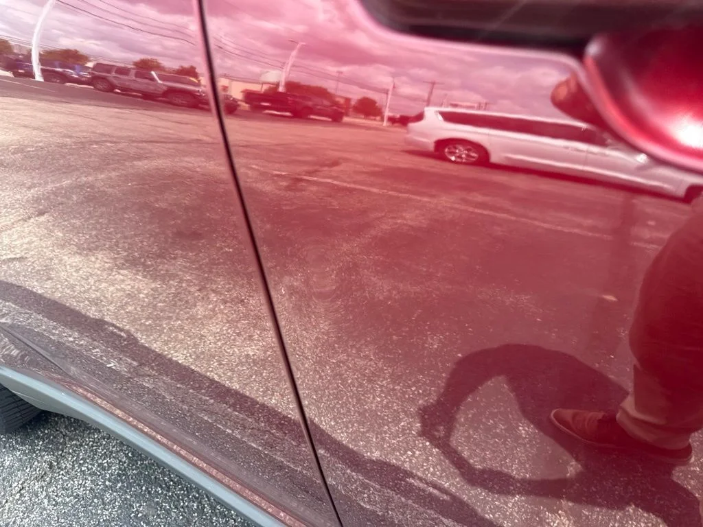 Used 2021 Red Jeep Limited image 9