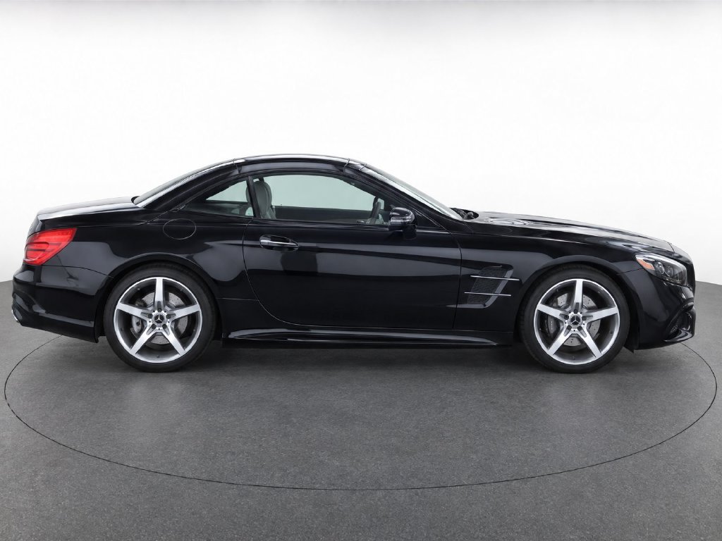 Used 2017 Black Mercedes-Benz SL 550 image 7