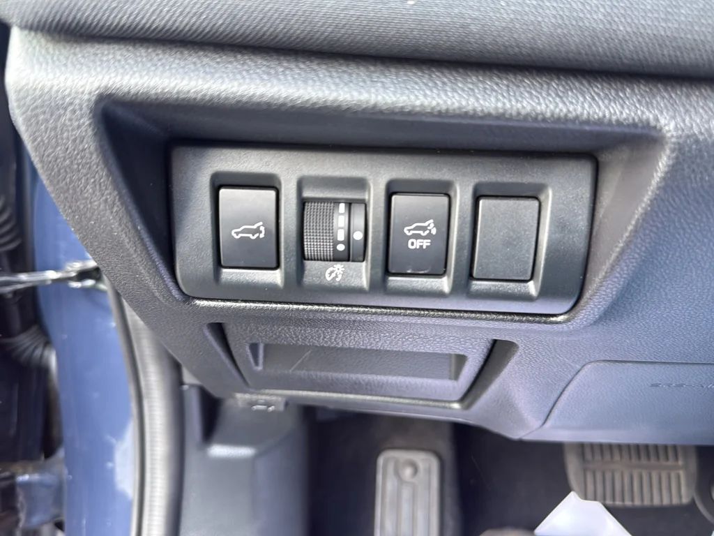 Certified Used 2025 Blue Subaru Premium image 19