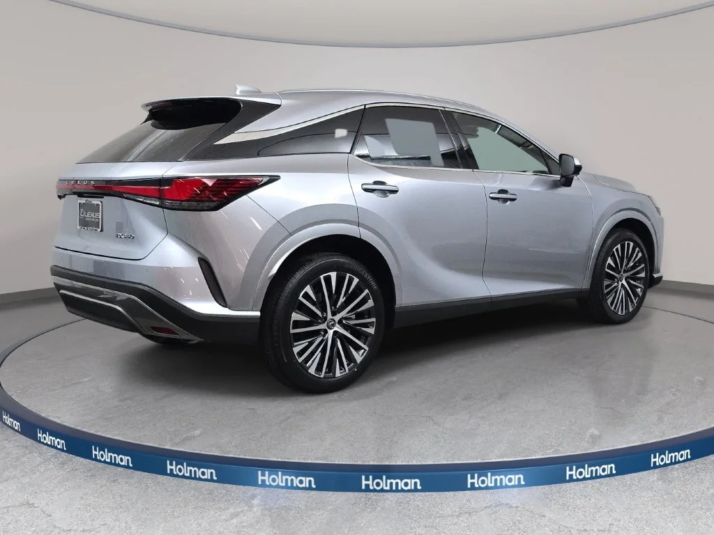 New 2026 Iridium Lexus PREMIUM PLUS image 5
