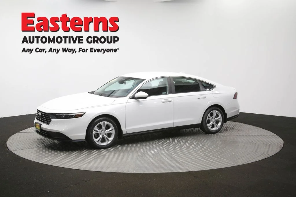 Used 2023 White Honda LX image 57