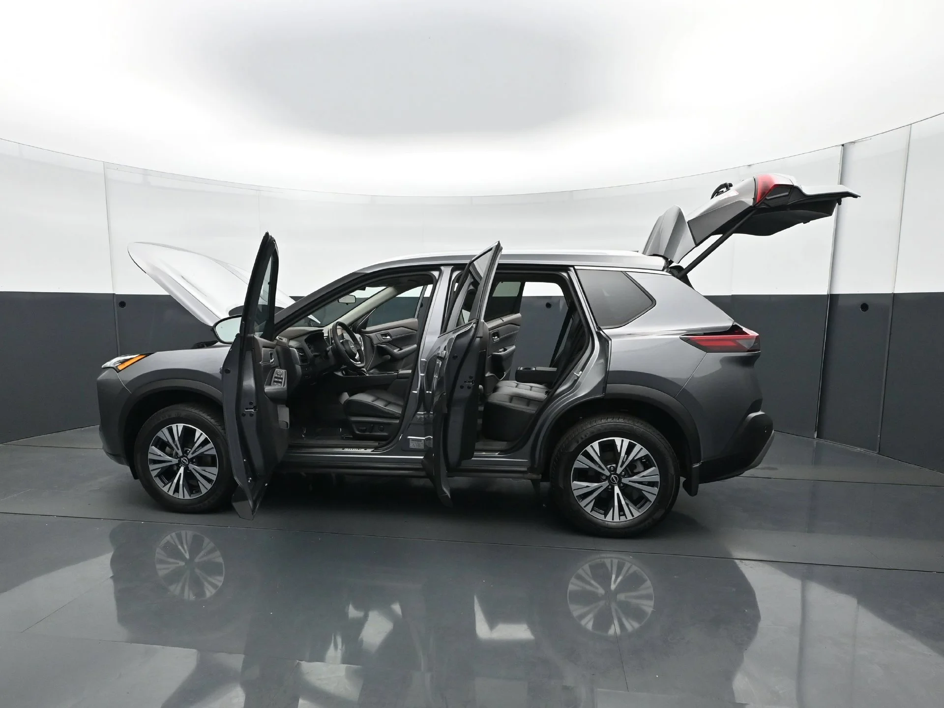 Used 2023 Gun Metallic Nissan SV image 32