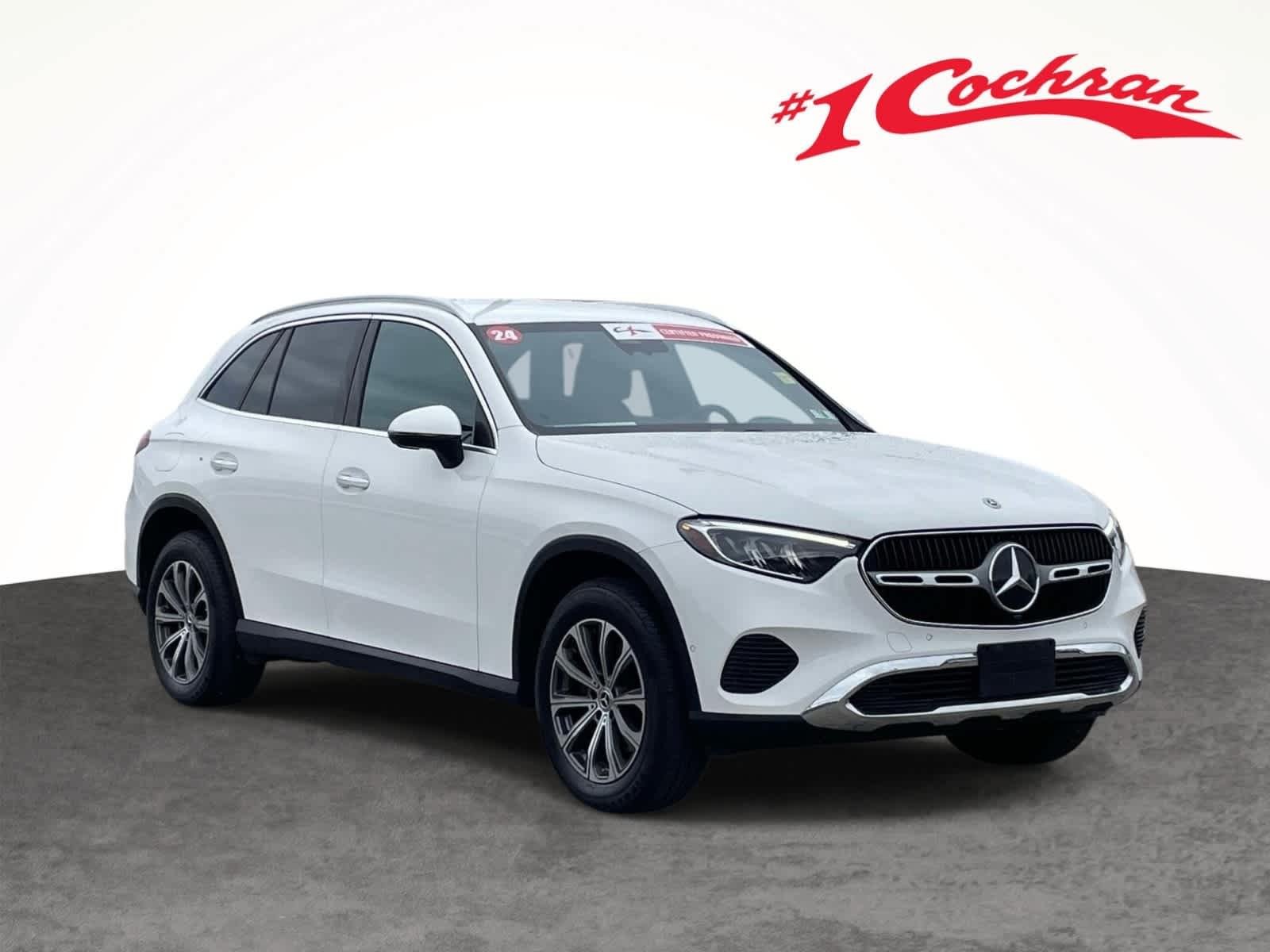Used 2024 Whi/white Mercedes-Benz GLC 300 image 1