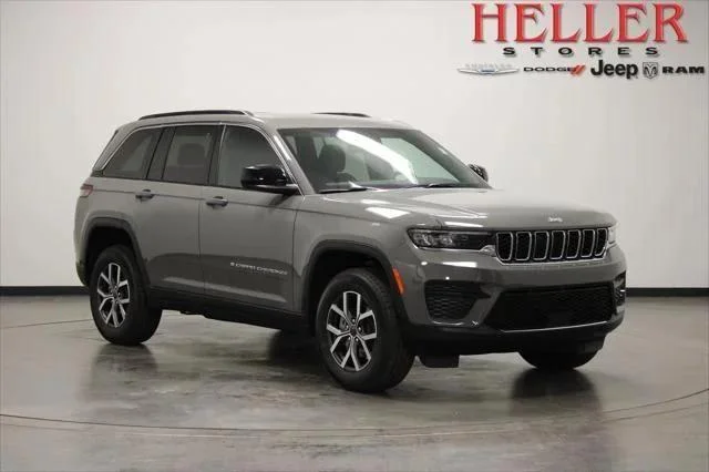 2027 Jeep Grand Cherokee Laredo X