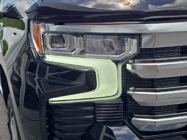 2025 Chevrolet Silverado 1500 High Country - Photo 10