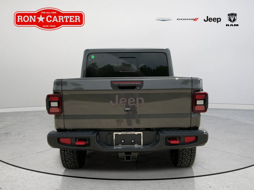 New 2026 Granite Crystal Metallic Clearcoat Jeep Rubicon X image 5