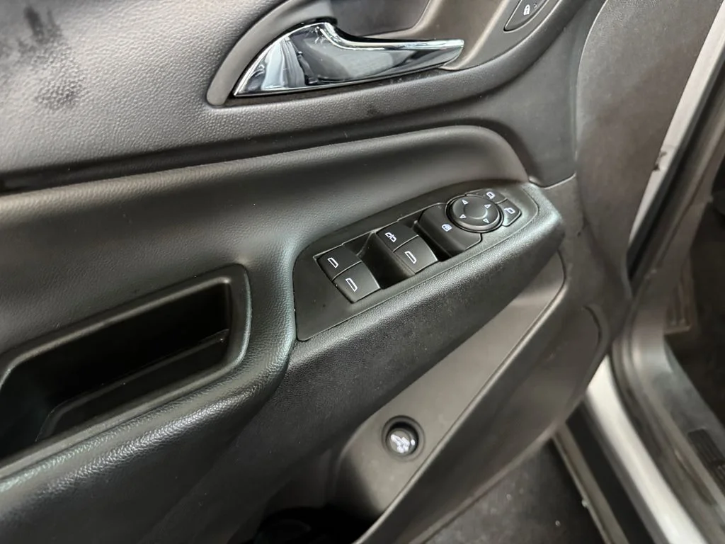 Used 2024 Gray Chevrolet LT image 11