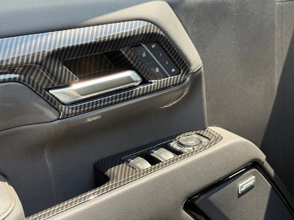 2026 GMC Sierra 2500HD AT4 - Photo 19