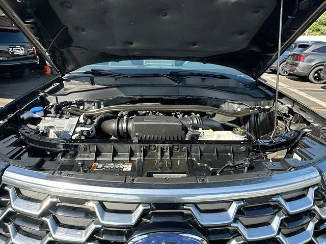 2025 Ford Explorer Platinum - Photo 33