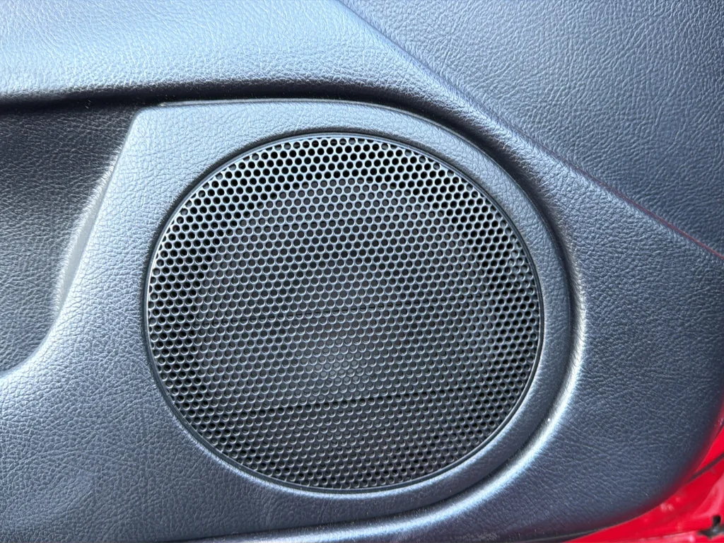 Used 2000 Red Toyota Base image 34
