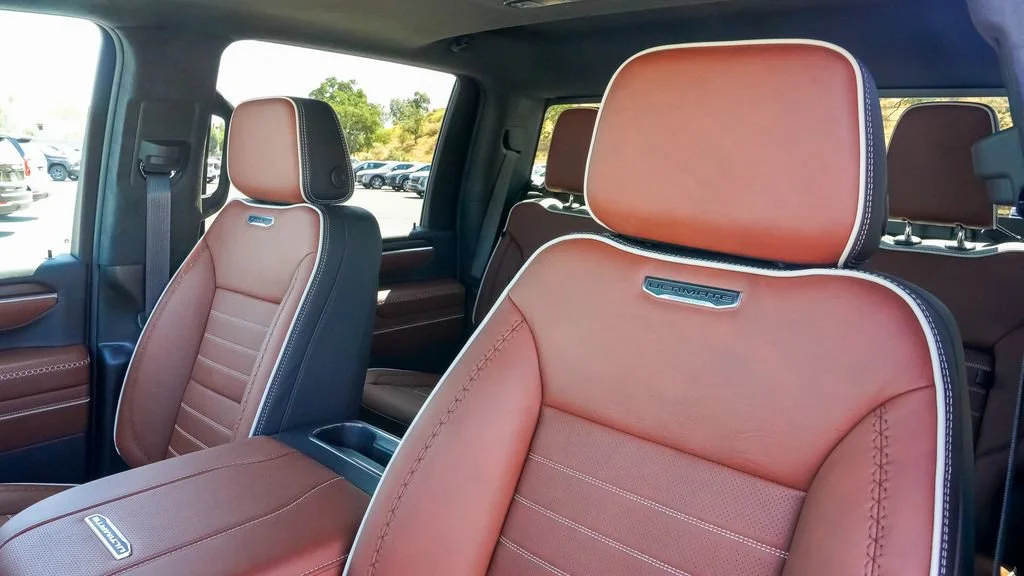 2026 GMC Sierra 2500HD Denali Ultimate - Photo 19